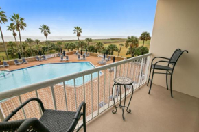 Galvestonian 112-Beachfront Hideaway